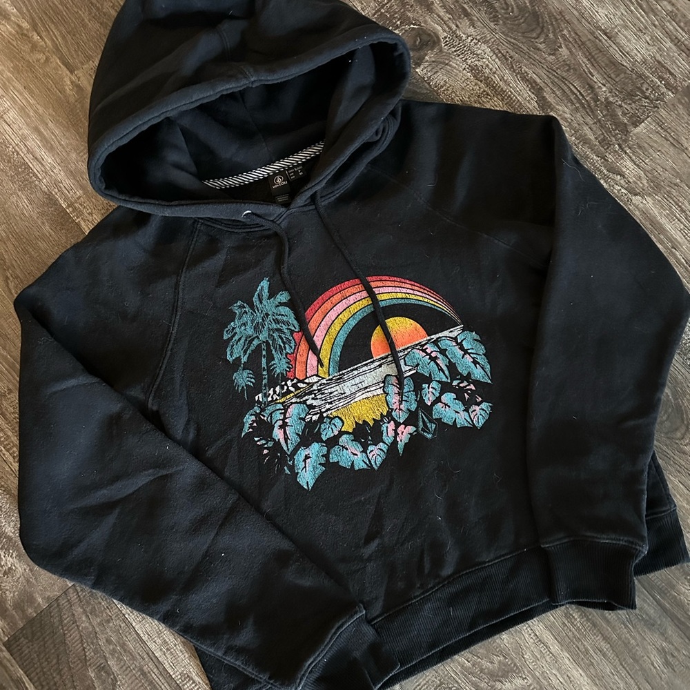 Volcom pullover cropped hoodie size Small